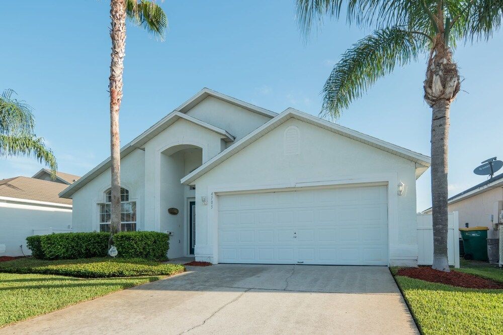 undefined Lkb4705aw 4 Bedroom Villa in Lake Berkley