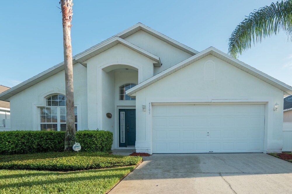 undefined Lkb4705aw 4 Bedroom Villa in Lake Berkley 2