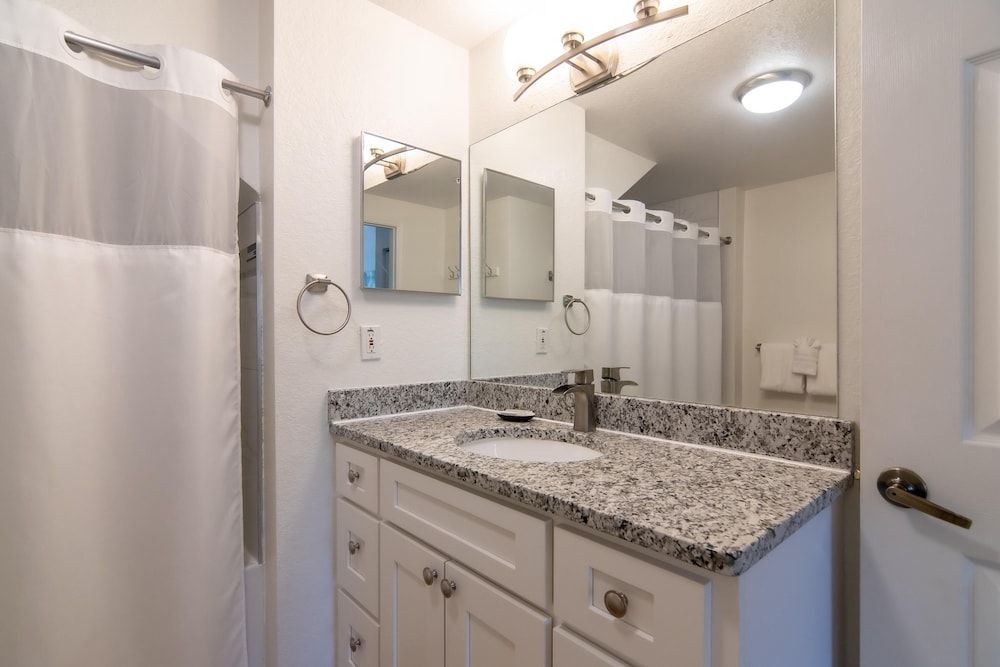 Venetian Beauty House (Venetian Bay Community, pools, spa, b) 18