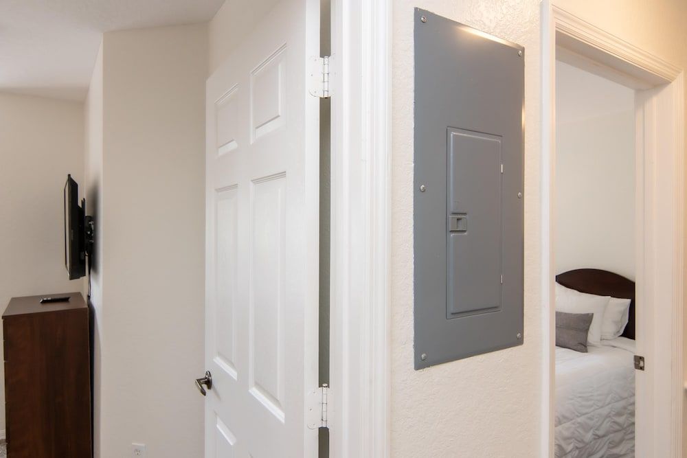 Venetian Beauty House (Venetian Bay Community, pools, spa, b) 11