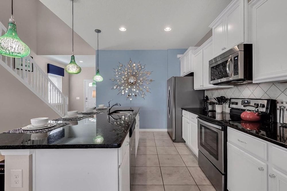 Luxurious Vacation Home With Private Pool!!! House (Luxurious vacation home with private ) 10