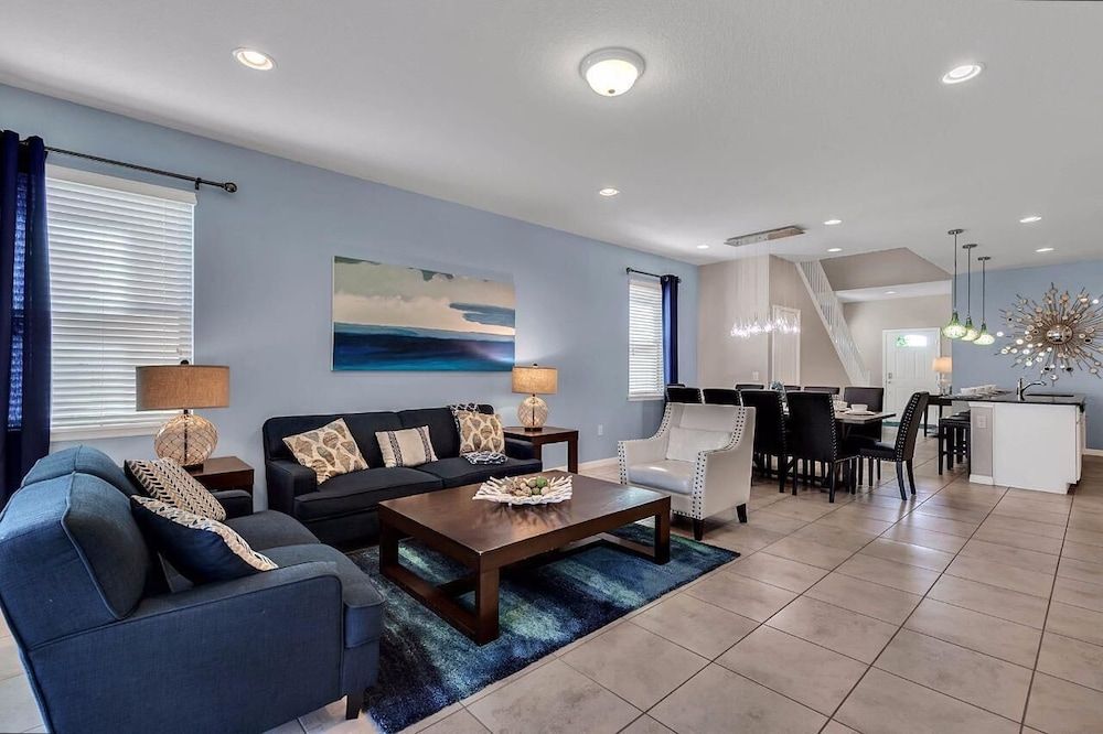 Luxurious Vacation Home With Private Pool!!! House (Luxurious vacation home with private ) 12