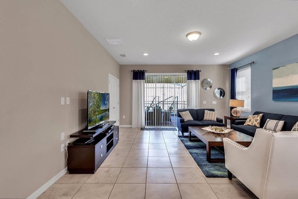 Luxurious Vacation Home With Private Pool!!! House (Luxurious vacation home with private ) 14