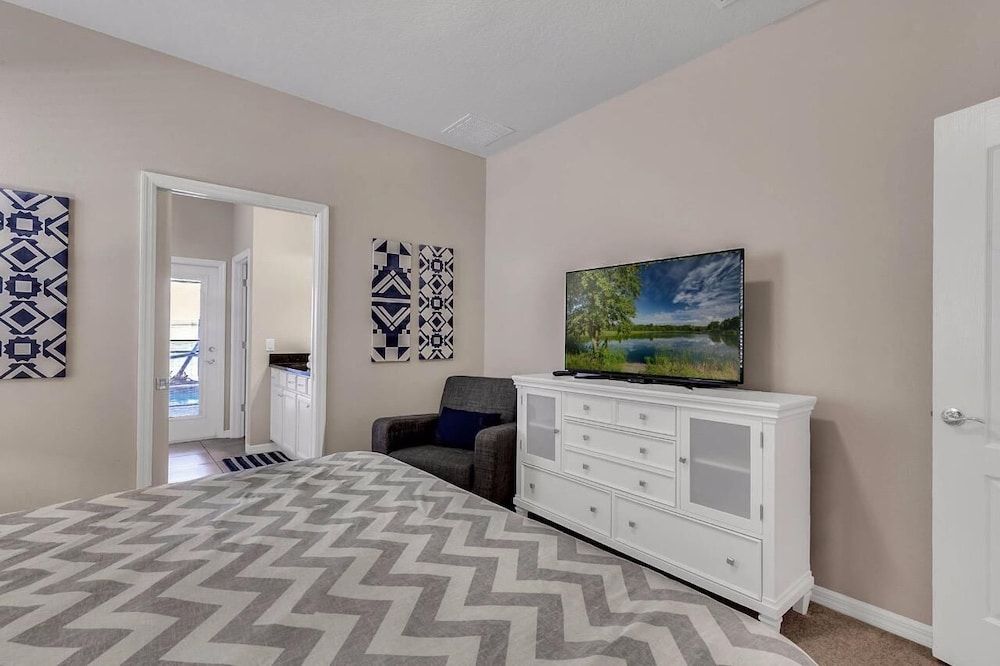 Luxurious Vacation Home With Private Pool!!! House (Luxurious vacation home with private ) 2