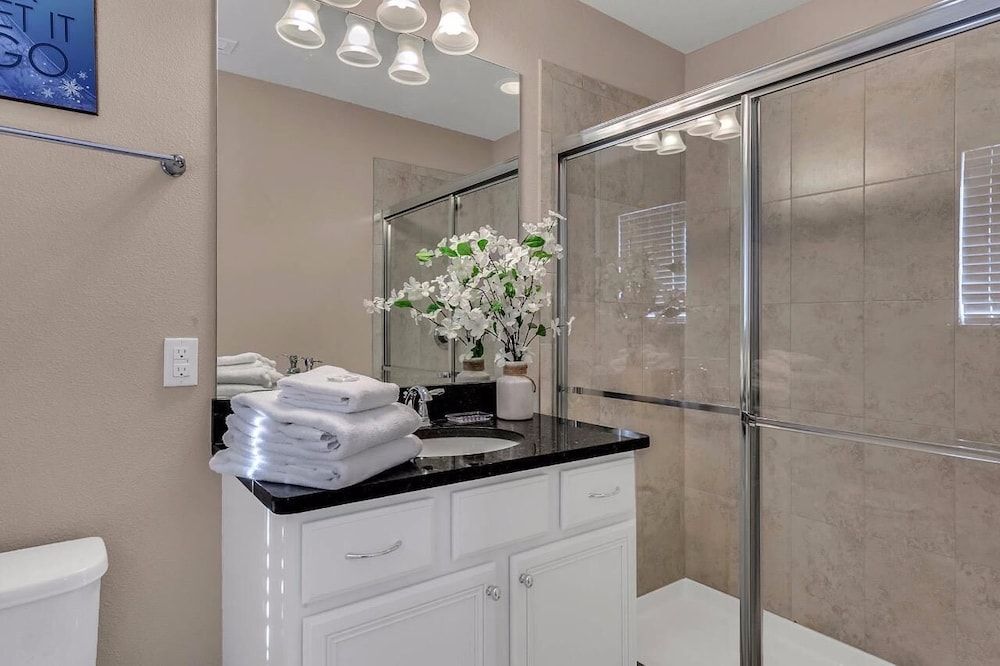 Luxurious Vacation Home With Private Pool!!! House (Luxurious vacation home with private ) 16