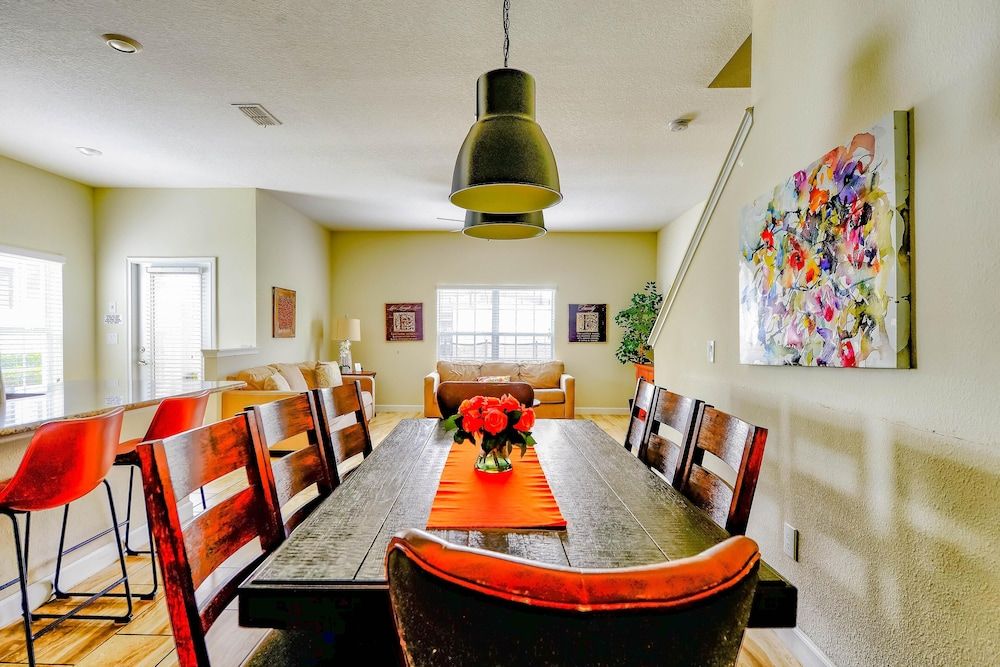 undefined Sunnyside Villa 6