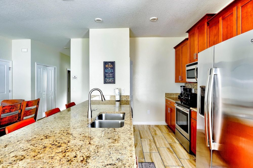 undefined Sunnyside Villa 5