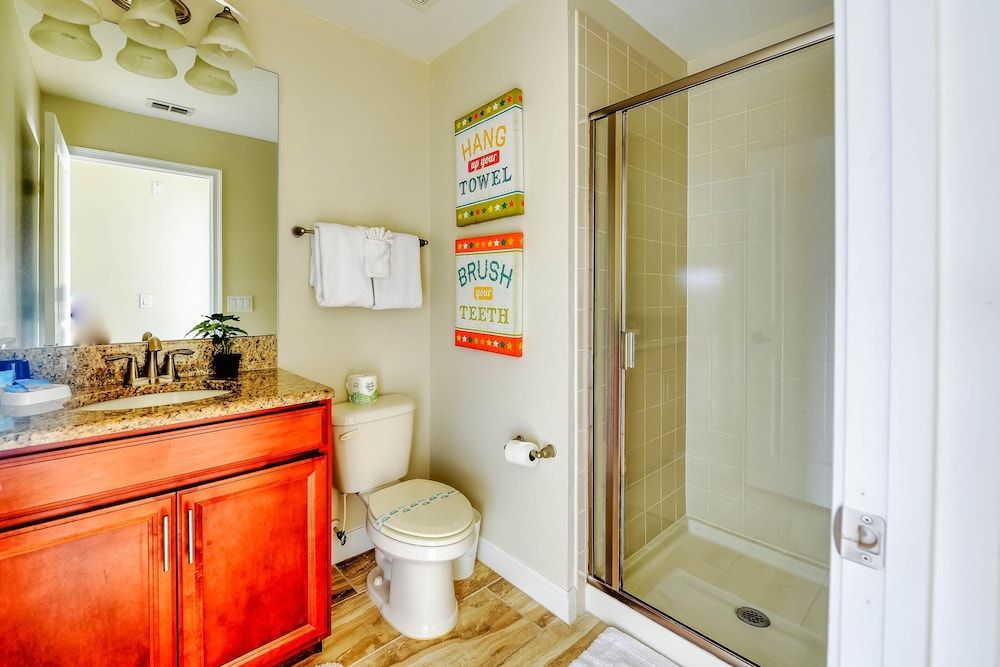 Sunnyside Villa House (Storey Lake Resort all amenities incl) 16