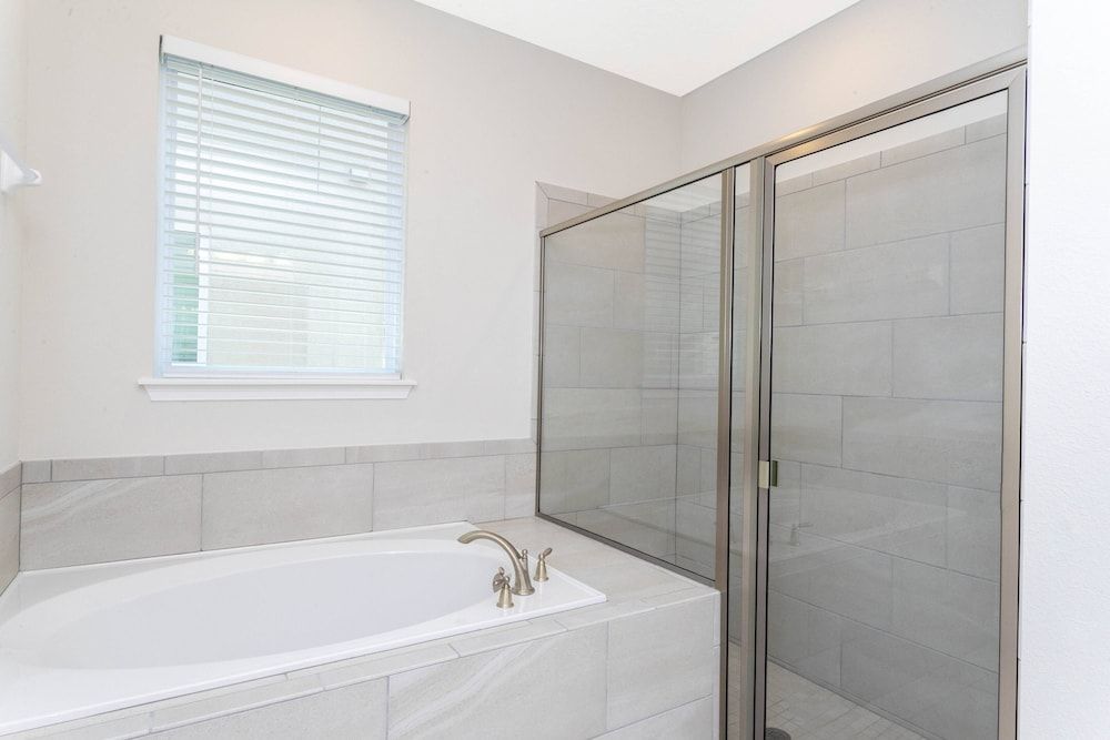 Gorgeous 8 Bedroom Single Home With Private Pool -ec7724 House (Multiple Bedrooms) 14