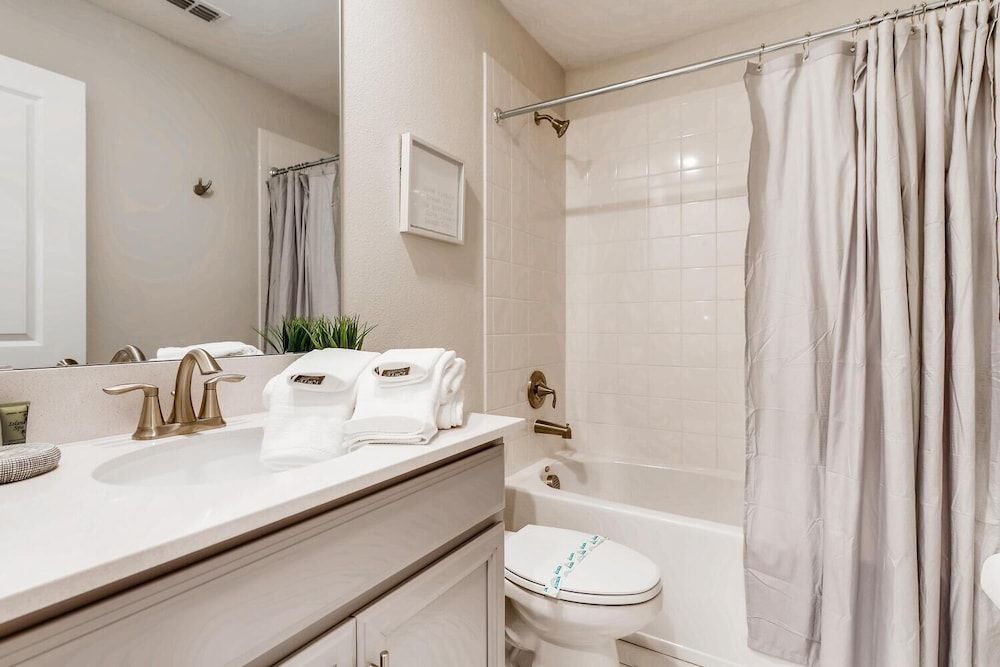 2859 BD - Grand Luxury Villa With a Sparkling Pool House, Multiple Beds (2859 BD - Grand Luxury Villa with a S) 14