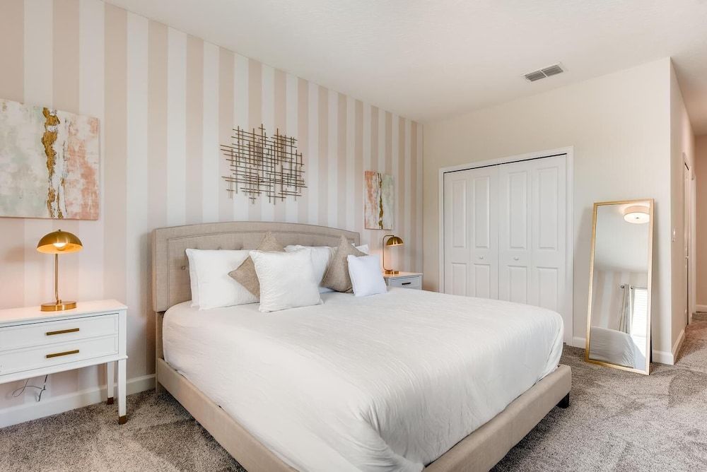 undefined 2751 BD -luxury 5BR Single Family - Private Pool 8