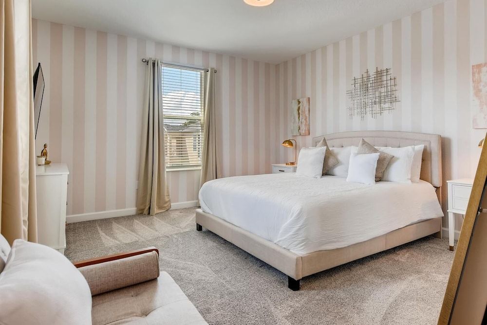 undefined 2751 BD -luxury 5BR Single Family - Private Pool 2