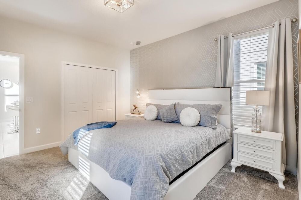 undefined 2773 BD - 5Bd Home With Private Pool 14 Guests 8