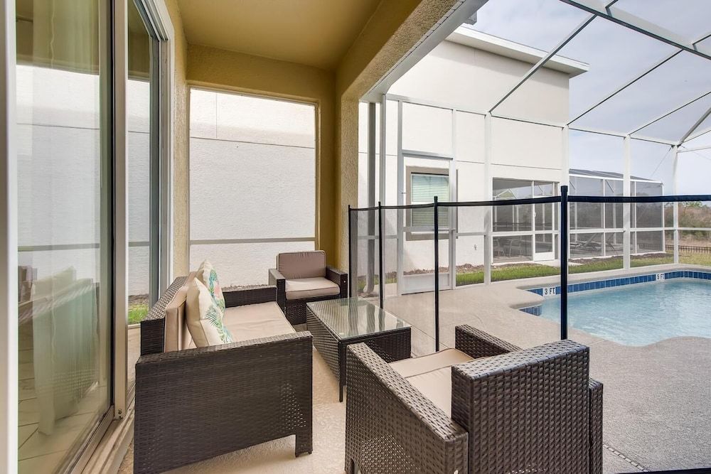 undefined 8923 CC - Fabulous 5BR Single Family: Sleeps 12 - Private Pool - 8