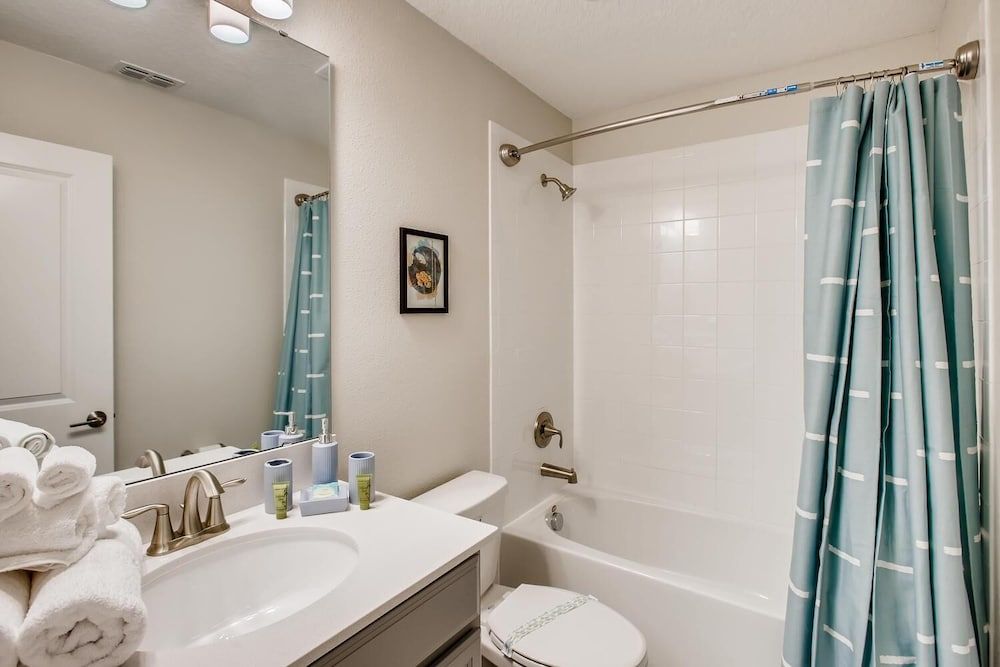 8908 CC - 6BR Luxury Home: Private Pool House, Multiple Beds (8908 CC - 6BR Luxury Home: Private Po) 15