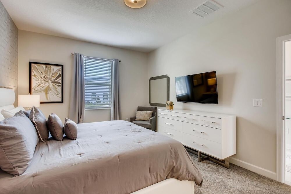 8908 CC - 6BR Luxury Home: Private Pool House, Multiple Beds (8908 CC - 6BR Luxury Home: Private Po) 7