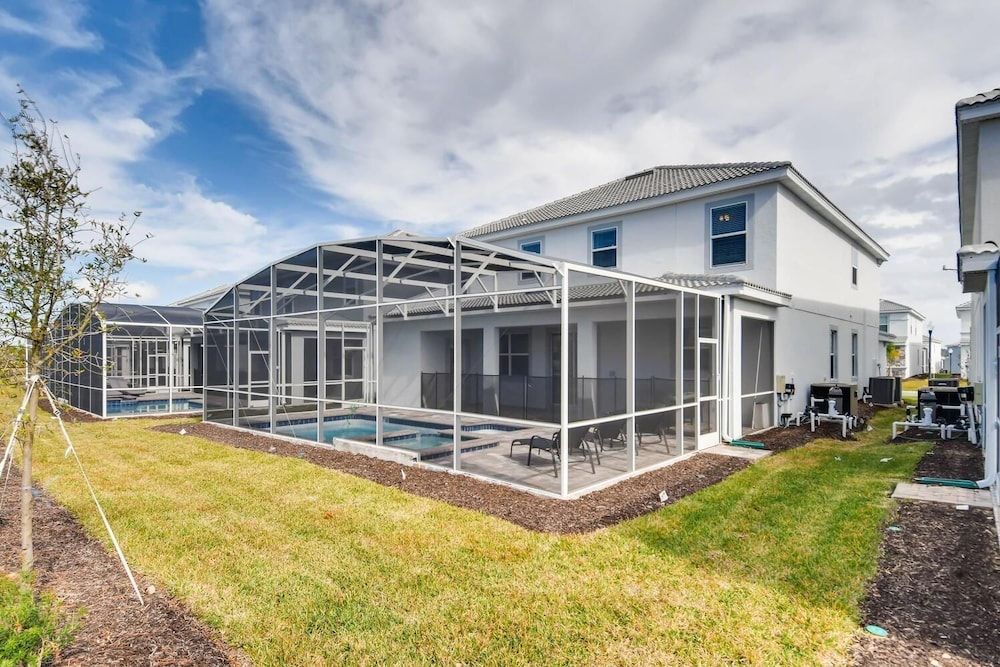 undefined 1552 MC - Vibrant Villa: Pools & Magic 6bds 2