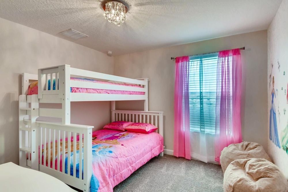 1552 MC - Vibrant Villa: Pools & Magic 6bds House, Multiple Beds (1552 MC - Vibrant Villa: Pools & Magi) 8