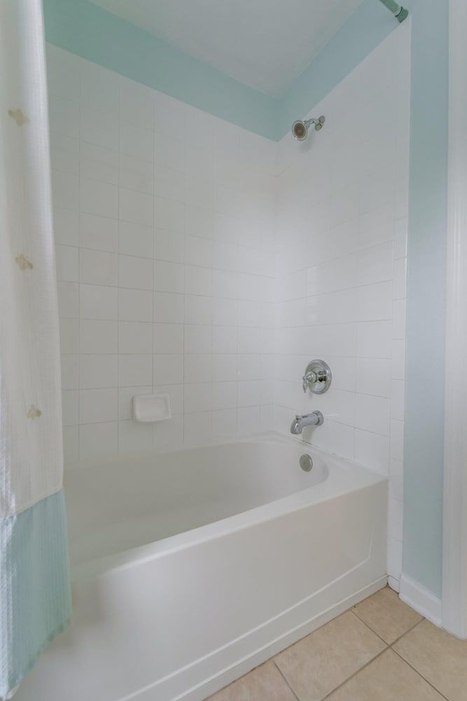 Michael's Windsor Hills Castle House, Multiple Beds (Michael's Windsor Hills Castle ) 47