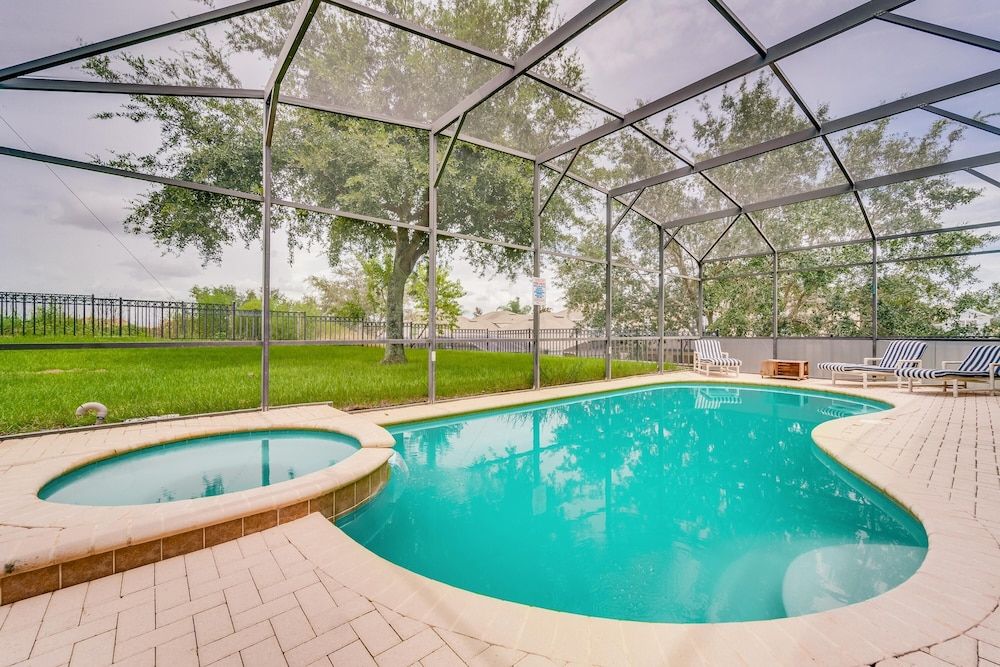 undefined Michael's Windsor Hills Castle 5