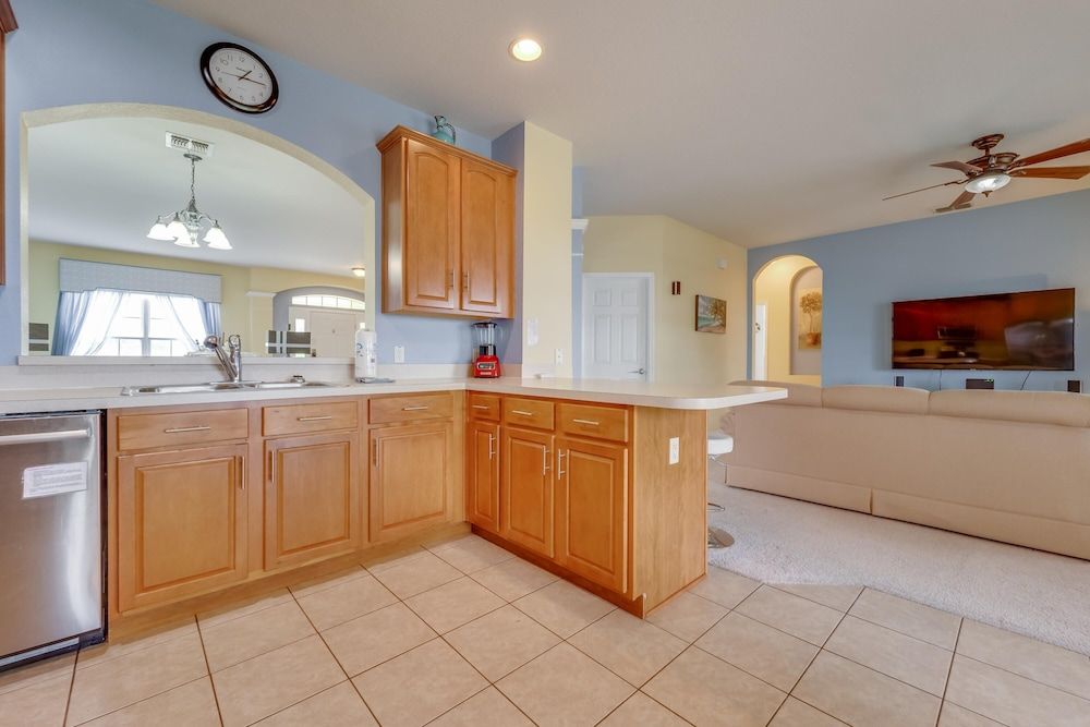 Michael's Windsor Hills Castle House, Multiple Beds (Michael's Windsor Hills Castle ) 28