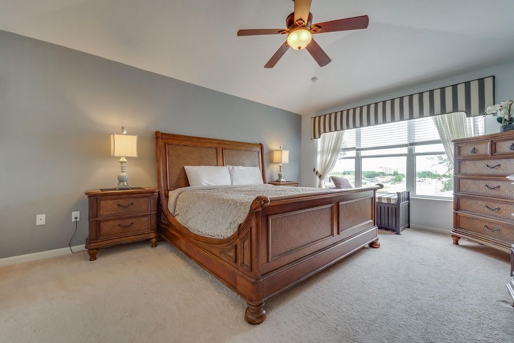 Michael's Windsor Hills Castle House, Multiple Beds (Michael's Windsor Hills Castle ) 5