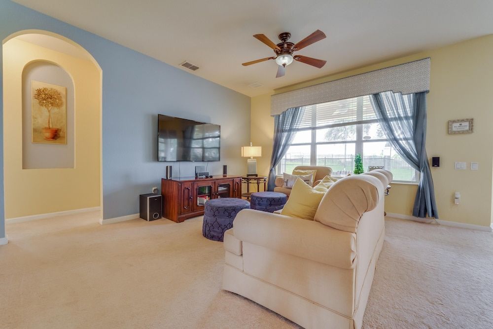 Michael's Windsor Hills Castle House, Multiple Beds (Michael's Windsor Hills Castle ) 40