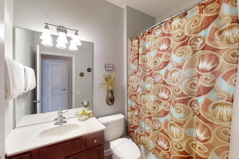 Star Wars Windsor Hills Vacation Home House, Multiple Beds (Star Wars Windsor Hills Vacation Home) 30