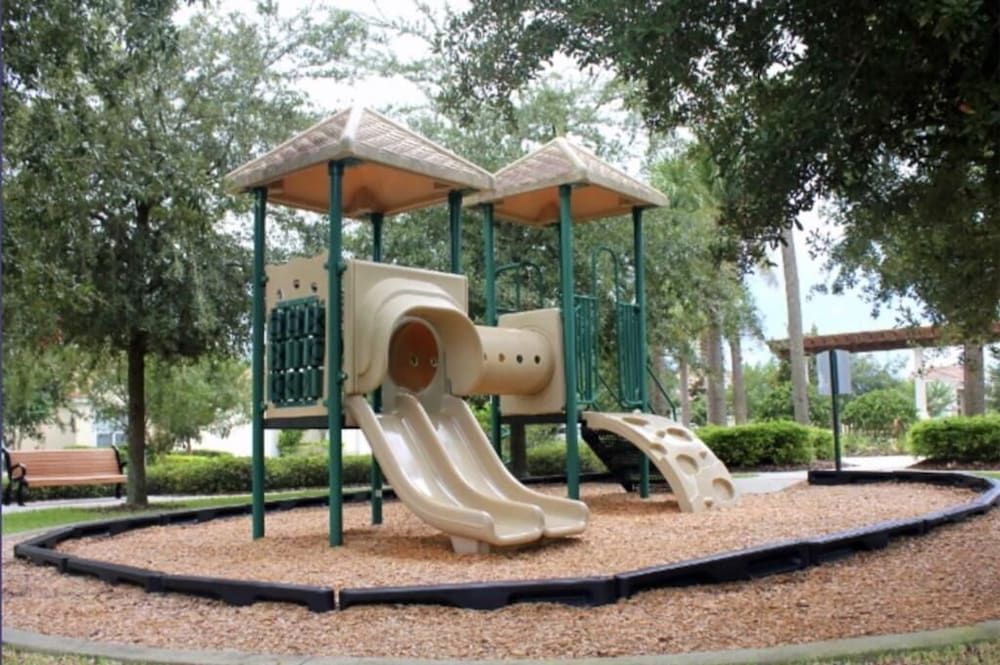 Star Wars Windsor Hills Vacation Home House, Multiple Beds (Star Wars Windsor Hills Vacation Home) 48