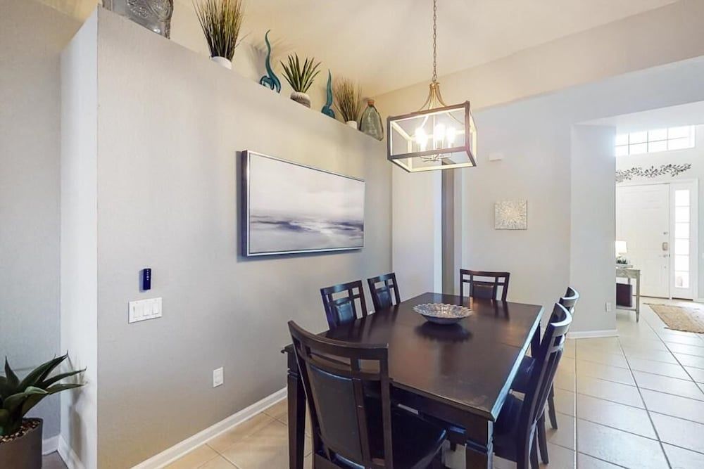 Star Wars Windsor Hills Vacation Home House, Multiple Beds (Star Wars Windsor Hills Vacation Home) 22