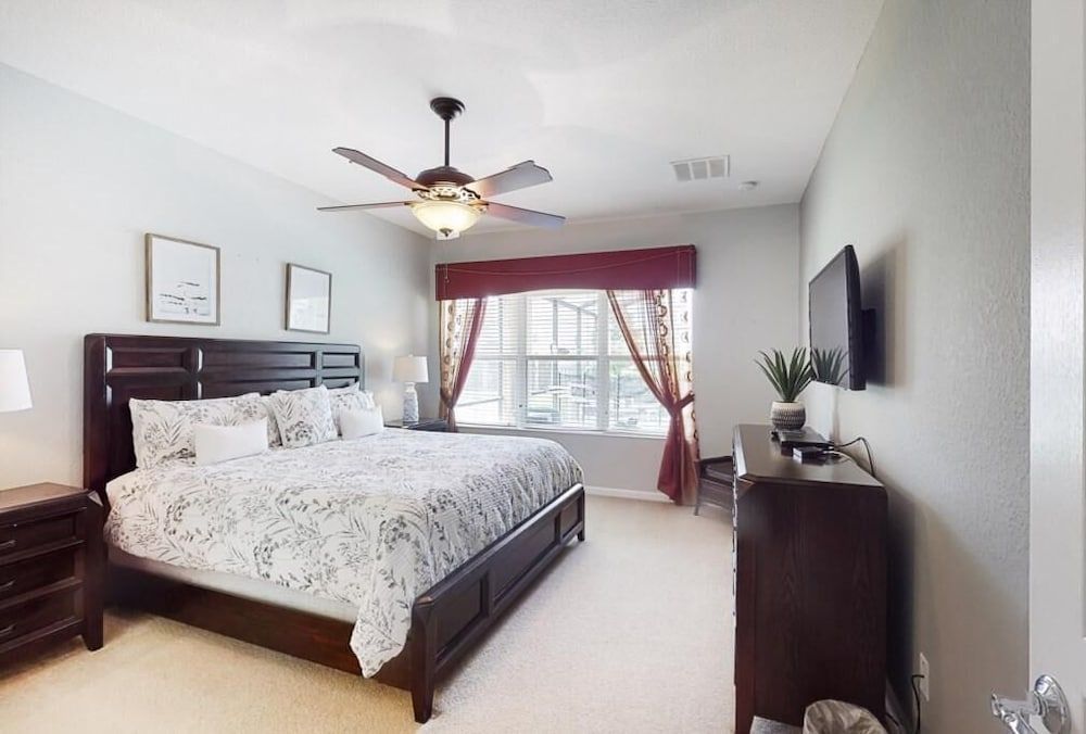 Star Wars Windsor Hills Vacation Home House, Multiple Beds (Star Wars Windsor Hills Vacation Home) 3