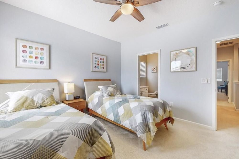 Daniel's Bella Vida Vacation Home House, Multiple Beds (Daniel's Bella Vida Vacation Home) 11