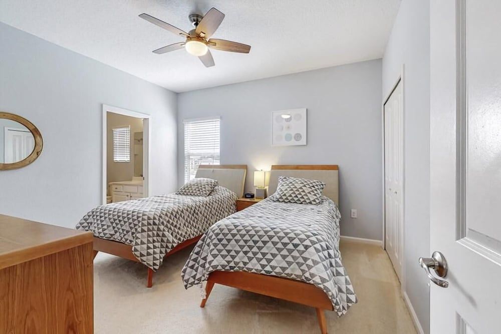 Daniel's Bella Vida Vacation Home House, Multiple Beds (Daniel's Bella Vida Vacation Home) 9