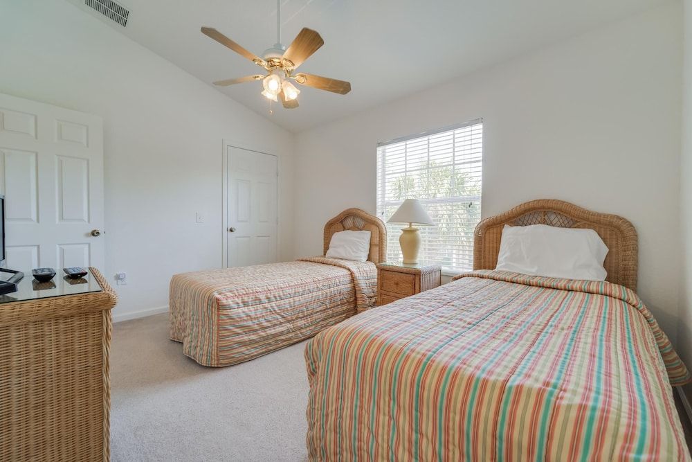 Delores' Windsor Hills Vacation Townhome House, Multiple Beds (Delores' Windsor Hills Vacation Townh) 7