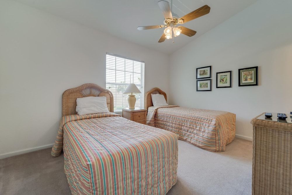 Delores' Windsor Hills Vacation Townhome House, Multiple Beds (Delores' Windsor Hills Vacation Townh) 5