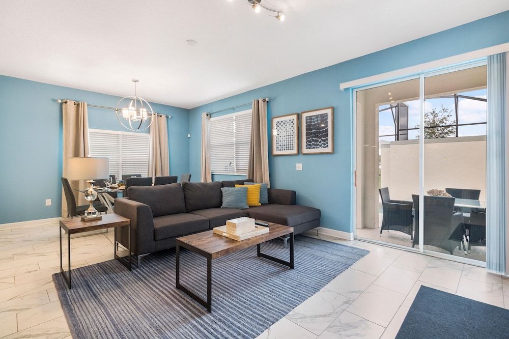 undefined 8945 SD - Elegant 5-bed Townhome Private Pool 3