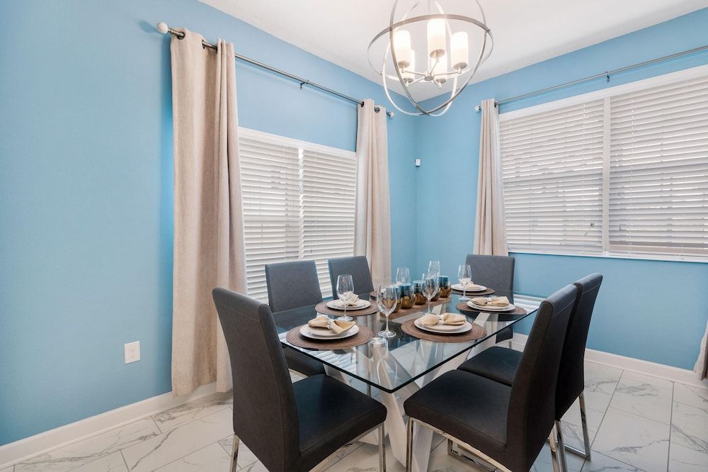 undefined 8945 SD - Elegant 5-bed Townhome Private Pool 9