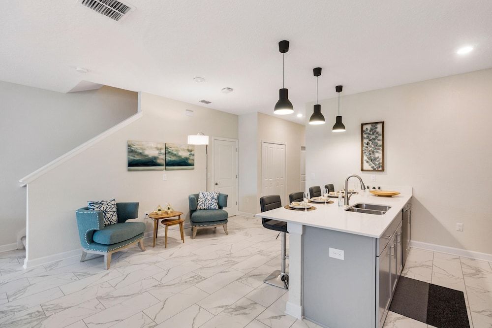 undefined 8945 SD - Elegant 5-bed Townhome Private Pool 8