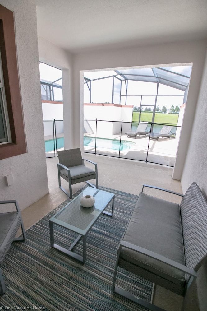 undefined 9005 SD - Gorgeous 4BR Townhome - Private Pool