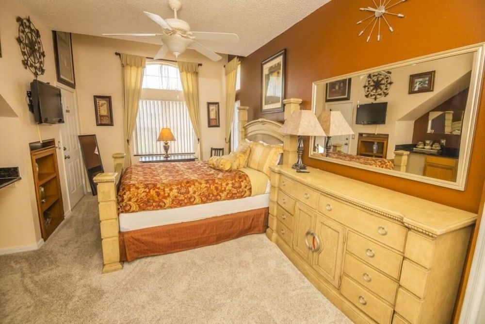 Apartment, Multiple Beds (Thomas' Lake Berkley Resort Townhome)