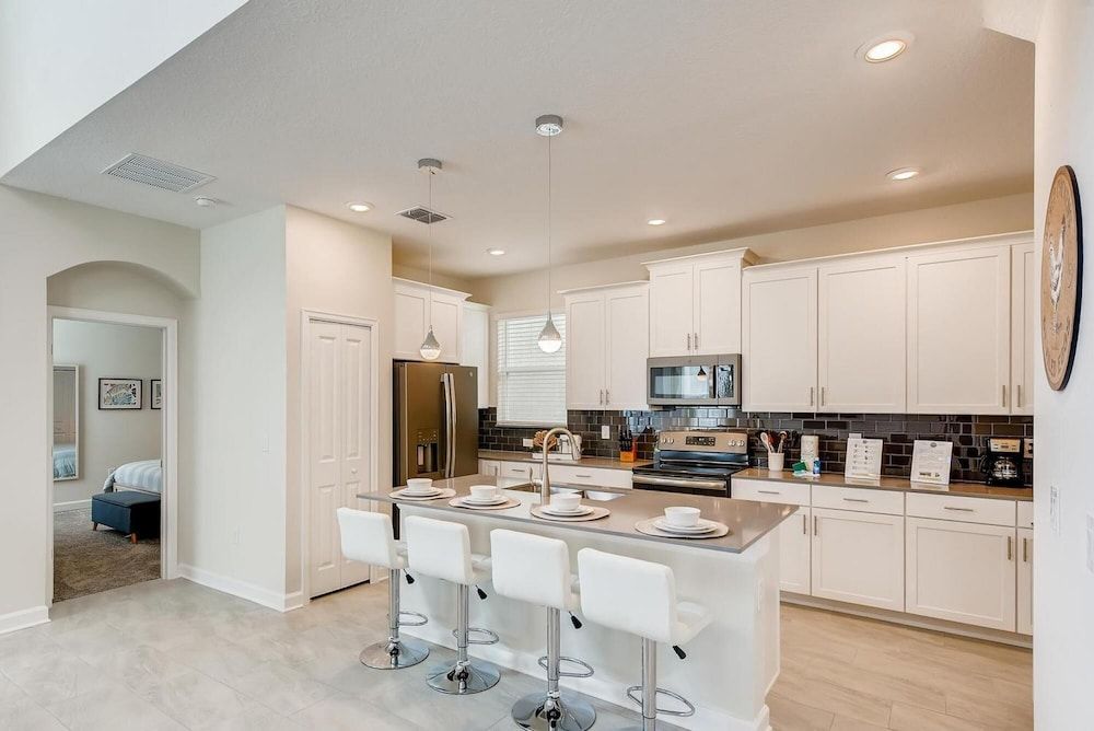 undefined 8958 CC 5BR Single Family Retreat With Private Pool 2