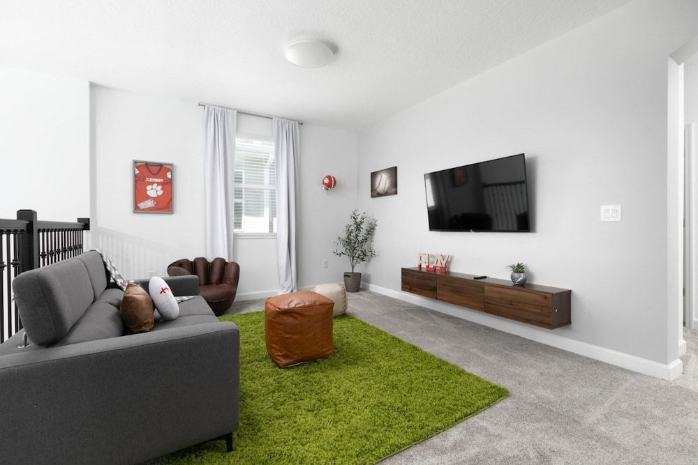 undefined Spacious Home at Storey Lake With Private Pool Near Disney 3