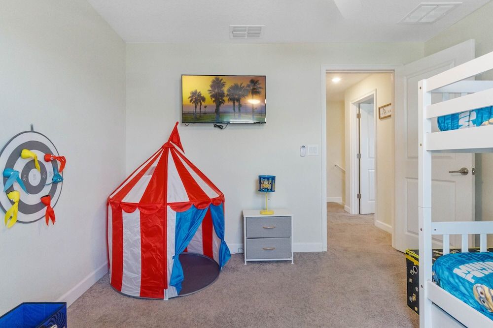 Hollywood Retreat House, Multiple Beds, Pool Access, Pool View (Hollywood Retreat) 19