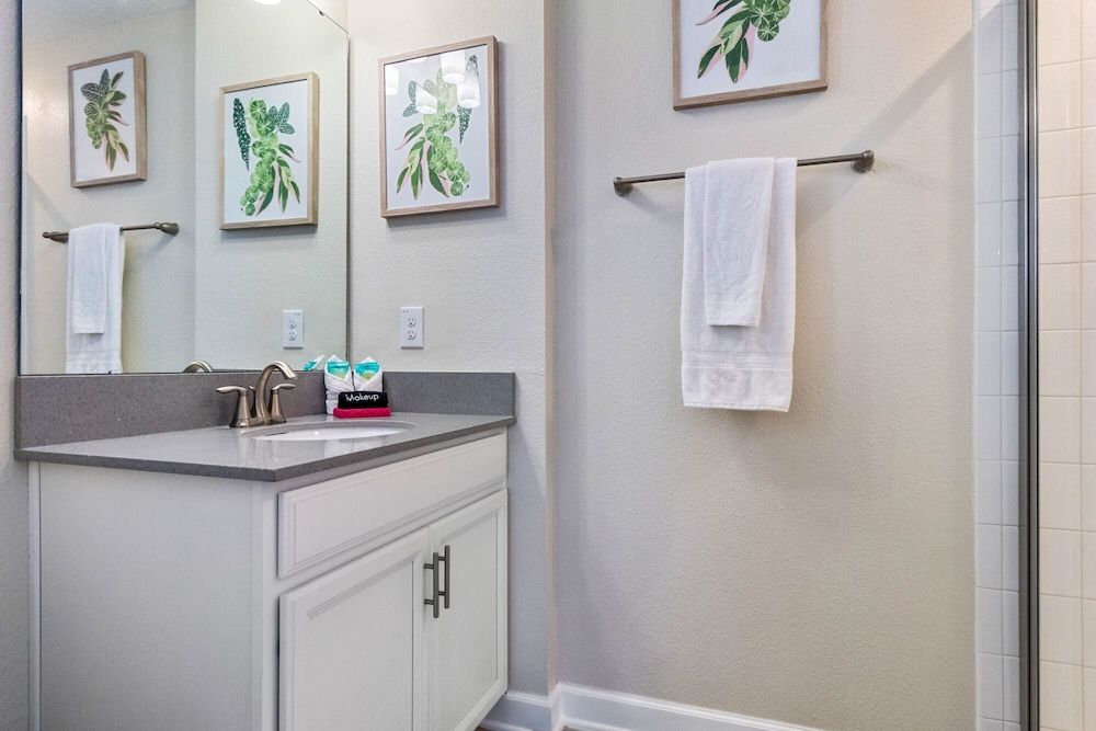 Hollywood Retreat House, Multiple Beds, Pool Access, Pool View (Hollywood Retreat) 14