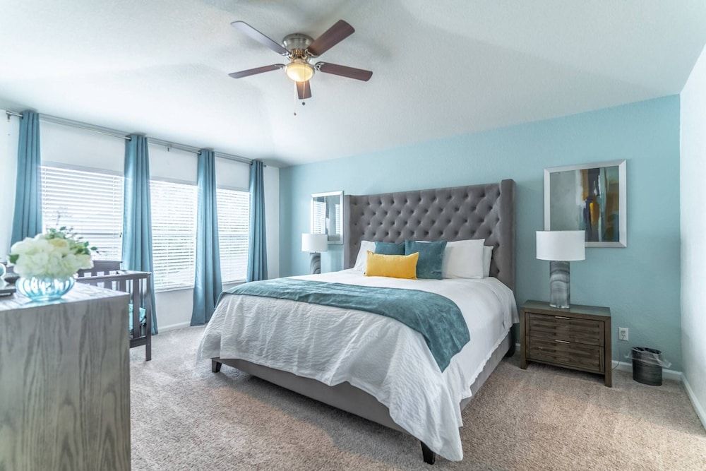 7812 Windsor Hills House (7812 Windsor Hills) 9