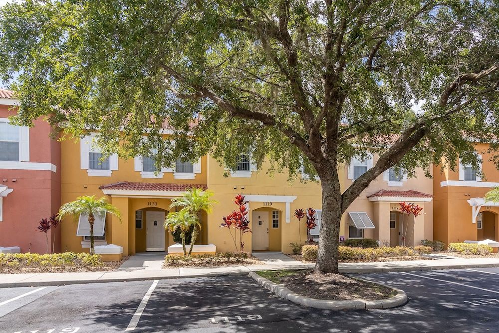 undefined Tropical Lux 4