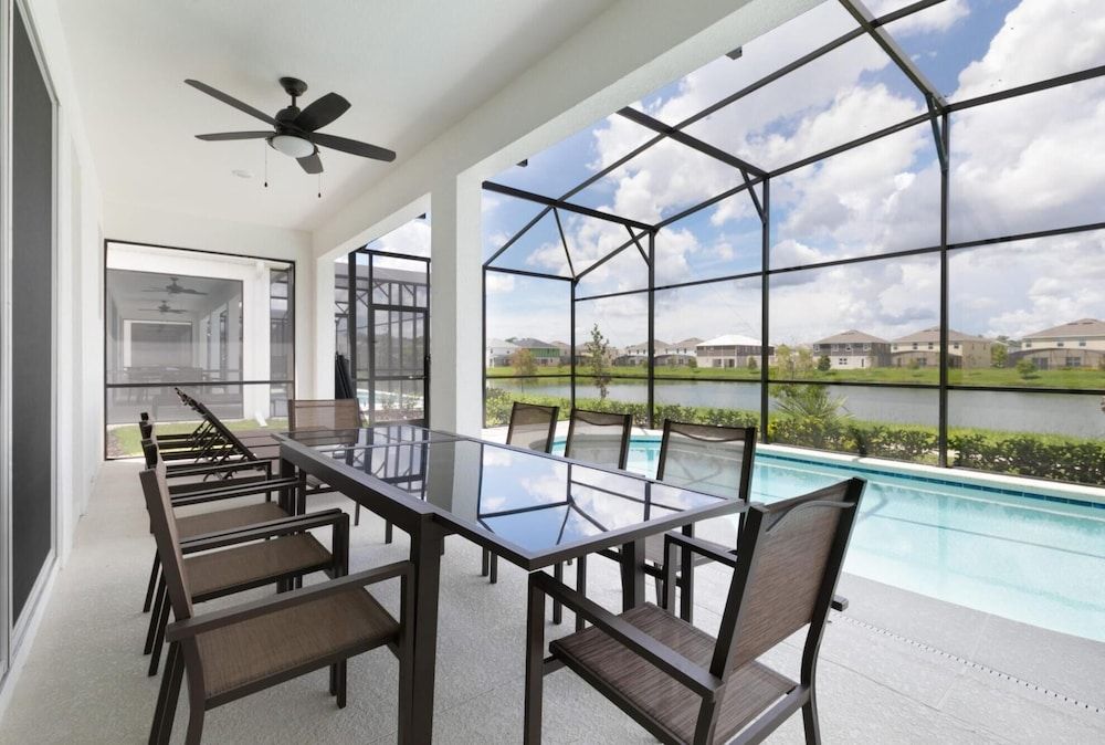 undefined Stunning House With Private Pool 8