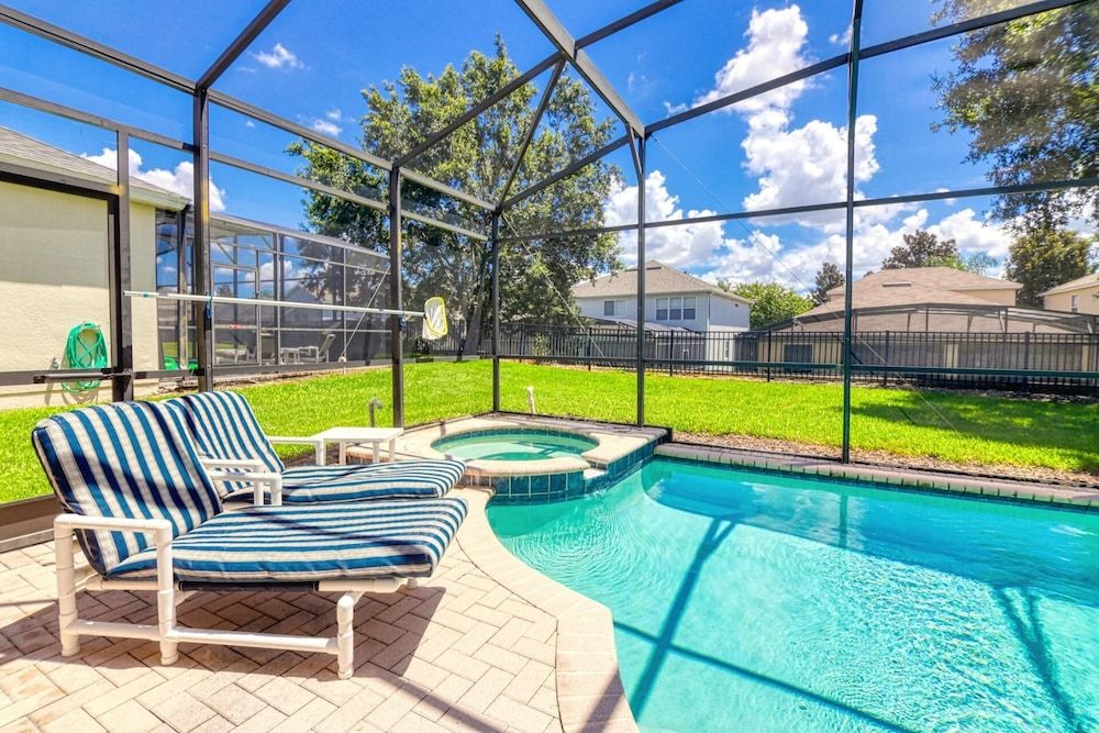 undefined Christopher's Windsor Hills Home 3