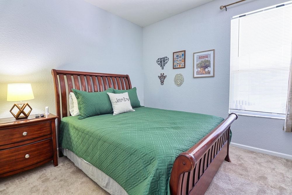 undefined Christopher's Windsor Hills Home 8