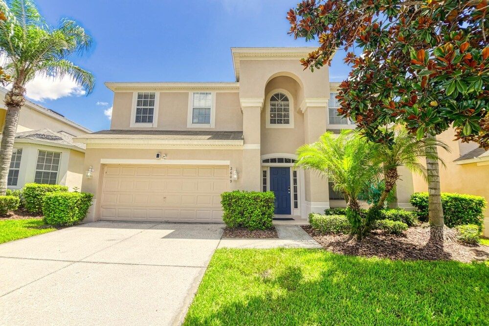 undefined Christopher's Windsor Hills Home